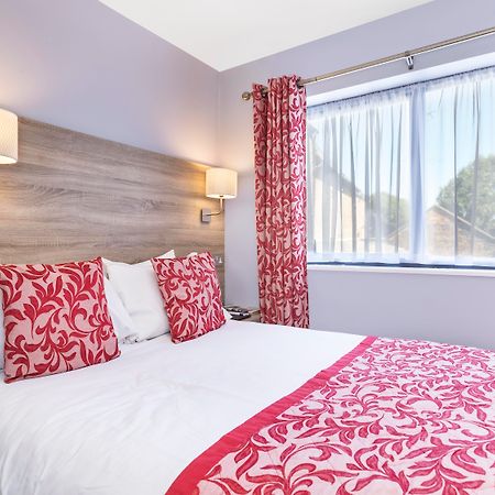 Hotel Shepherds Bush Лондон Екстериор снимка